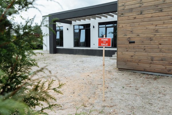 Porte sectionnelle pour garage : gain d'espace, sécurité et style
